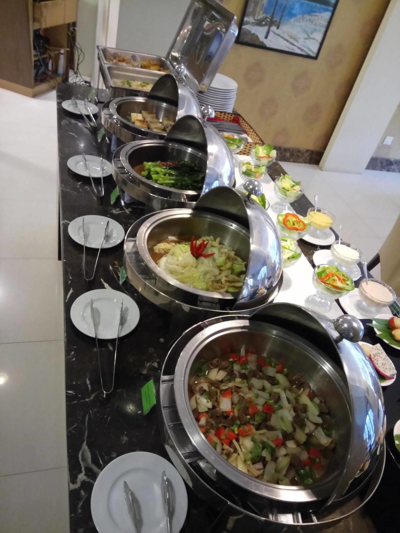 Discovery Hotel Phnom Penh Bagian luar foto